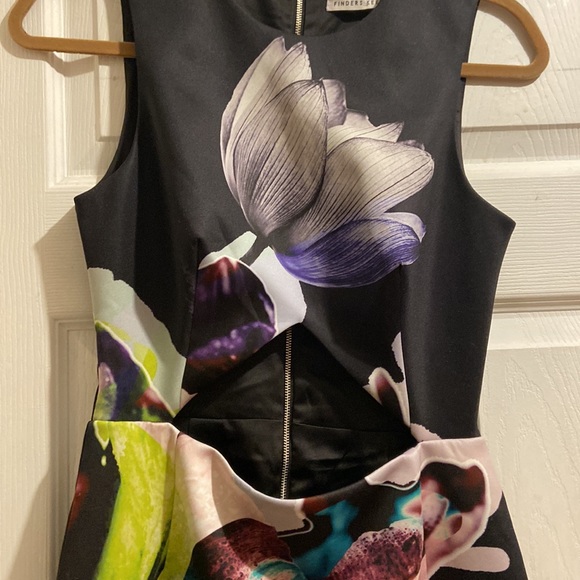 Finders Keepers - Picture 2 of 11